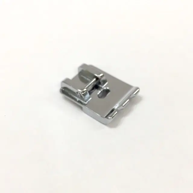 Prensatela para Vivo y Cordón 5mm y 7mm - 200314006-Original Janome